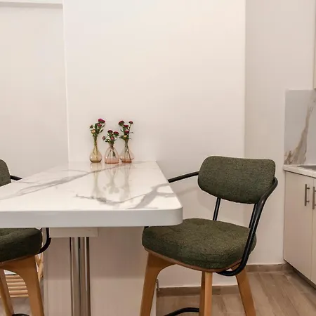 Apartment αthens Black & White Escape Athen
